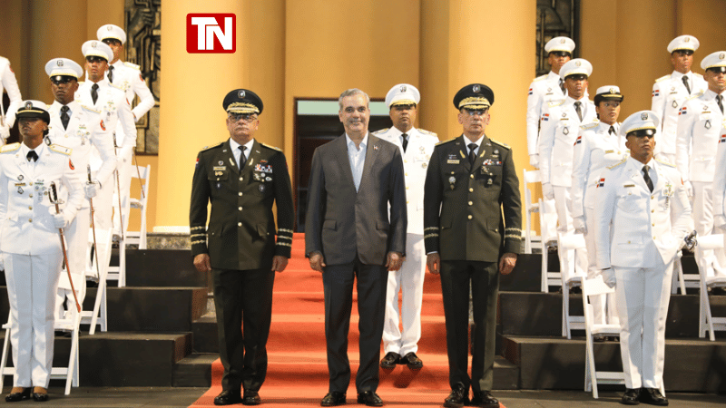 Abinader encabeza graduación de cadetes del Ejército