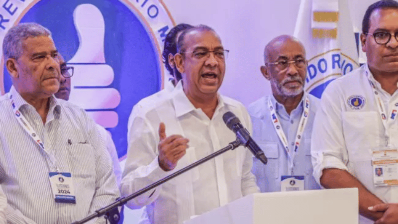 Desmienten renuncia del Ministro de Obras Públicas, pero confirman su salida de la Secretaría Nacional de Organización del PRM