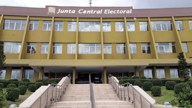 Desmantelan red que otorgaba documentos dominicanos a haitianos mediante falsificaciones