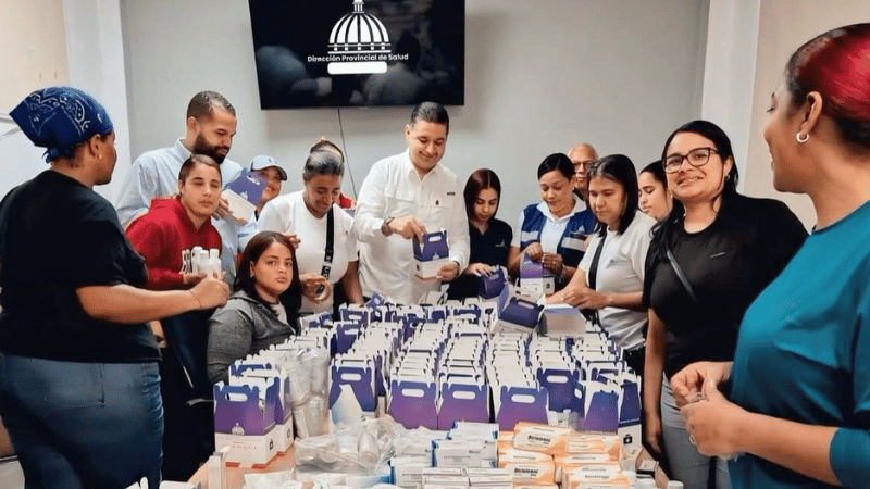 Dirección Provincial de Salud Santiago I fortalece respuesta ante emergencias con entrega de kits médicos