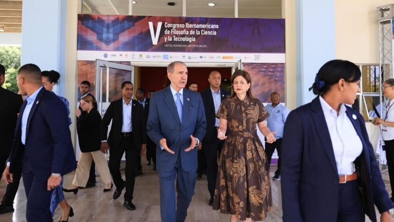 Raquel Peña llama a integrar más jóvenes a la ciencia y la tecnología