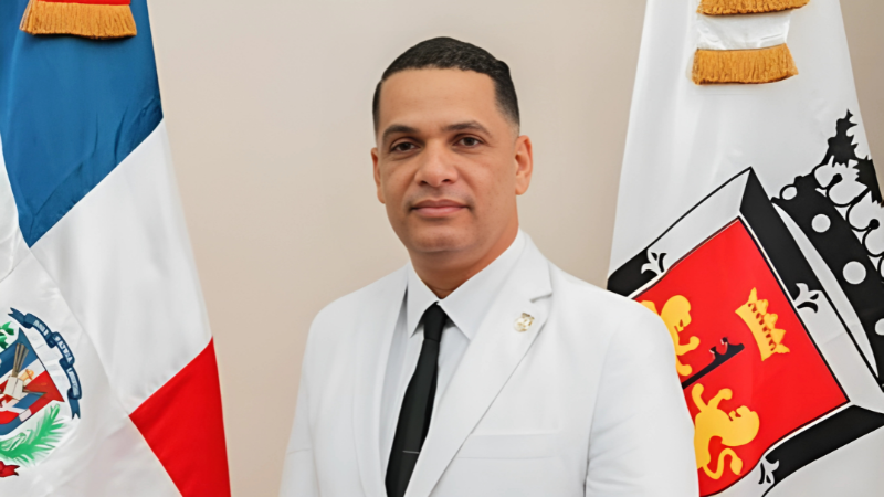 Regidor del PRM Edickson Herrera Silvestre se entrega a autoridades de EE.UU. tras acusación por narcotráfico
