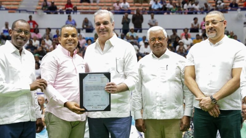 Abinader Avanza en la Titulación de Terrenos: Más de 1,600 Familias Beneficiadas en La Romana