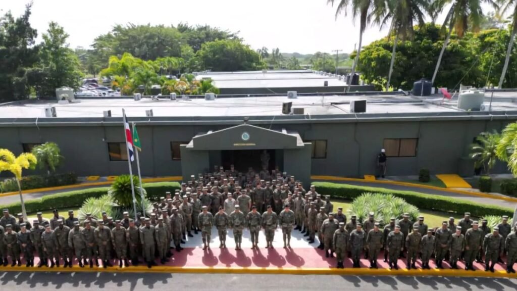 Ejército Dominicano Gradúa a 433 Miembros en Diversas Disciplinas Militares