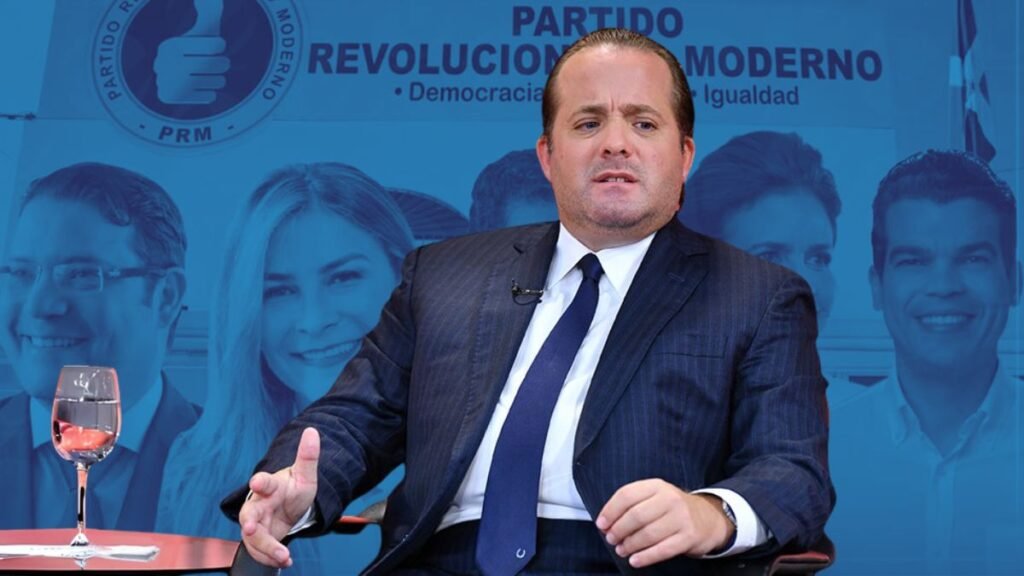 Paliza Insta a Dirigentes del PRM a Definir Fecha de Renuncia para Aspiraciones Presidenciales