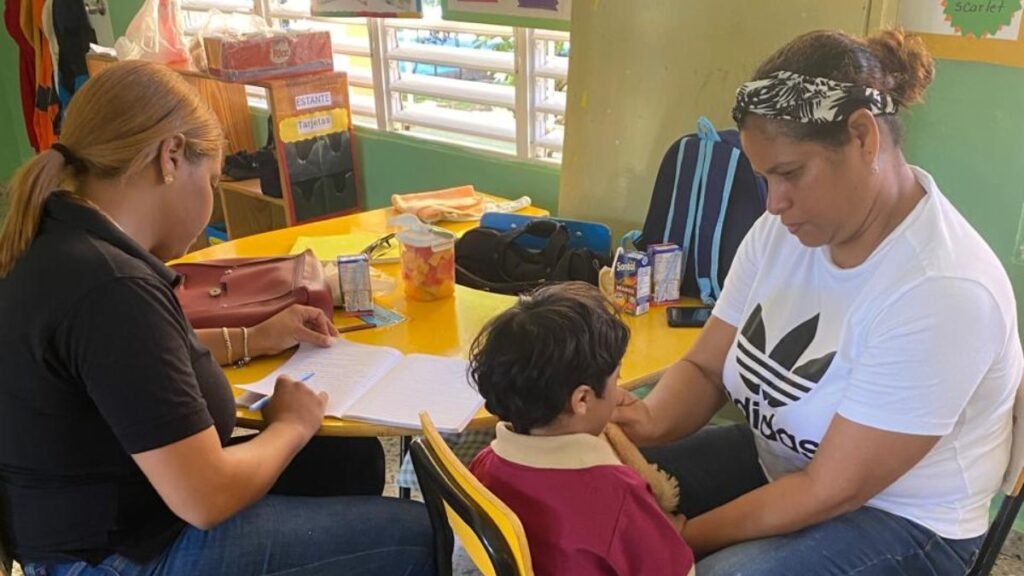 Cooperativas AIRAC impulsan programa que garantiza acceso educativo a niños con discapacidad en RD