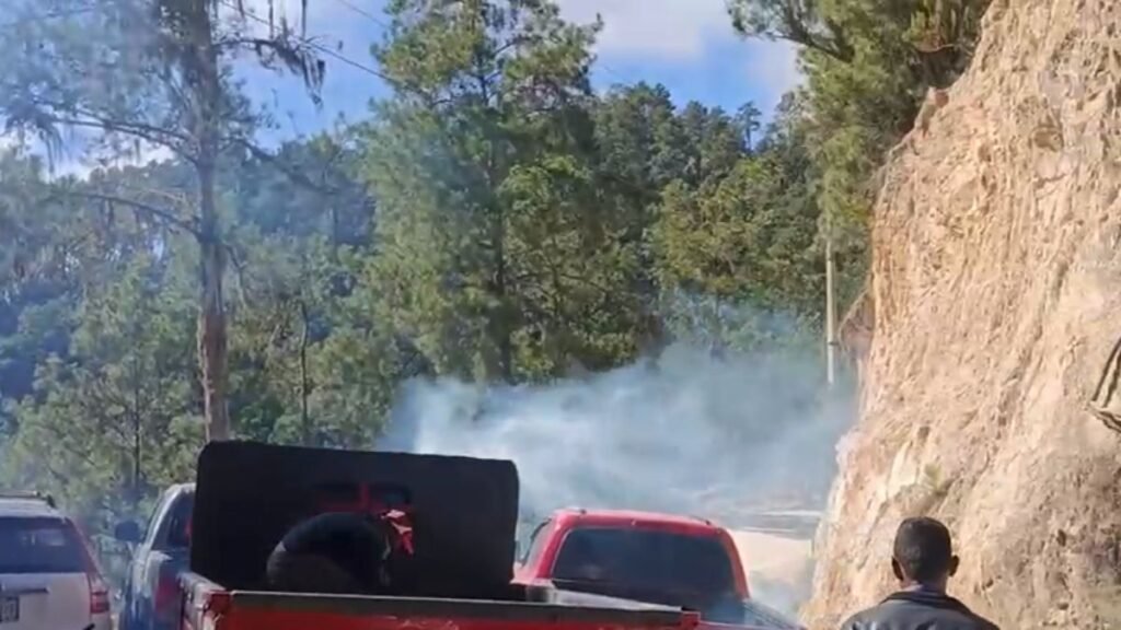 Agricultores de La Culata protestan por carretera prometida desde hace más de diez años