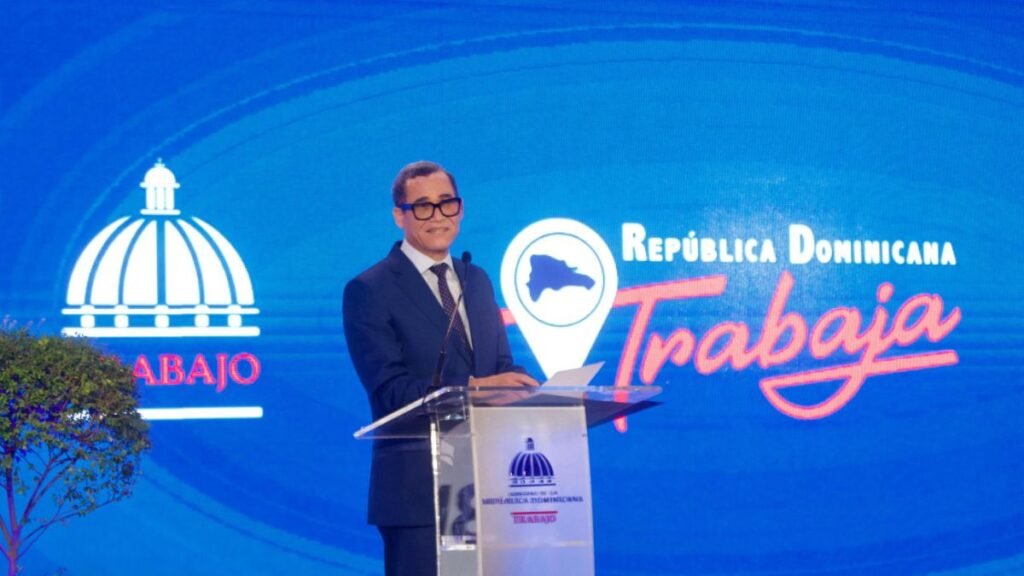 Ministerio de Trabajo presenta programa de tres meses pagados para entrenamiento laboral