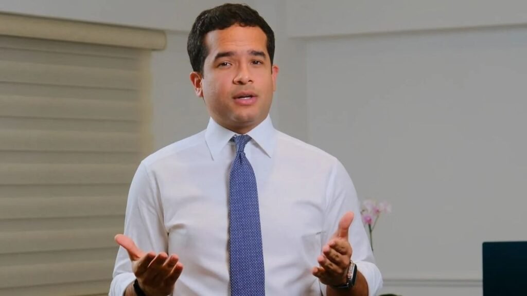 Omar Fernández propone destinar el “barrilito” ante crisis petrolera en República Dominicana