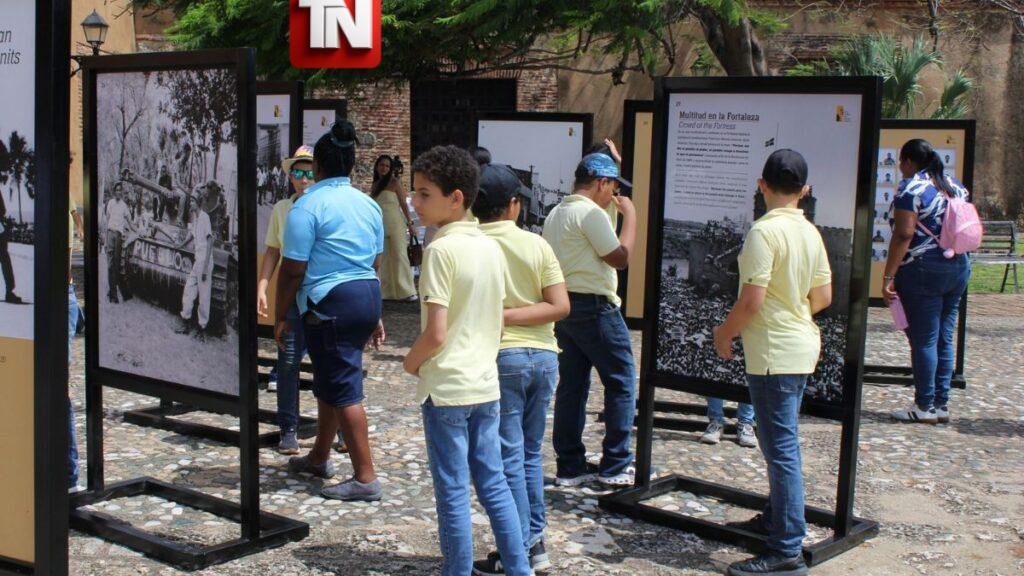 Inauguran exposición por los 61 años de la Guerra de Abril en República Dominicana