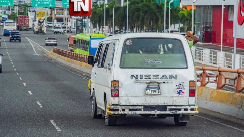 Atracos en guaguas de la Ruta 18 desatan terror en Los Alcarrizos; pasajeros piden acción urgente de la Policía