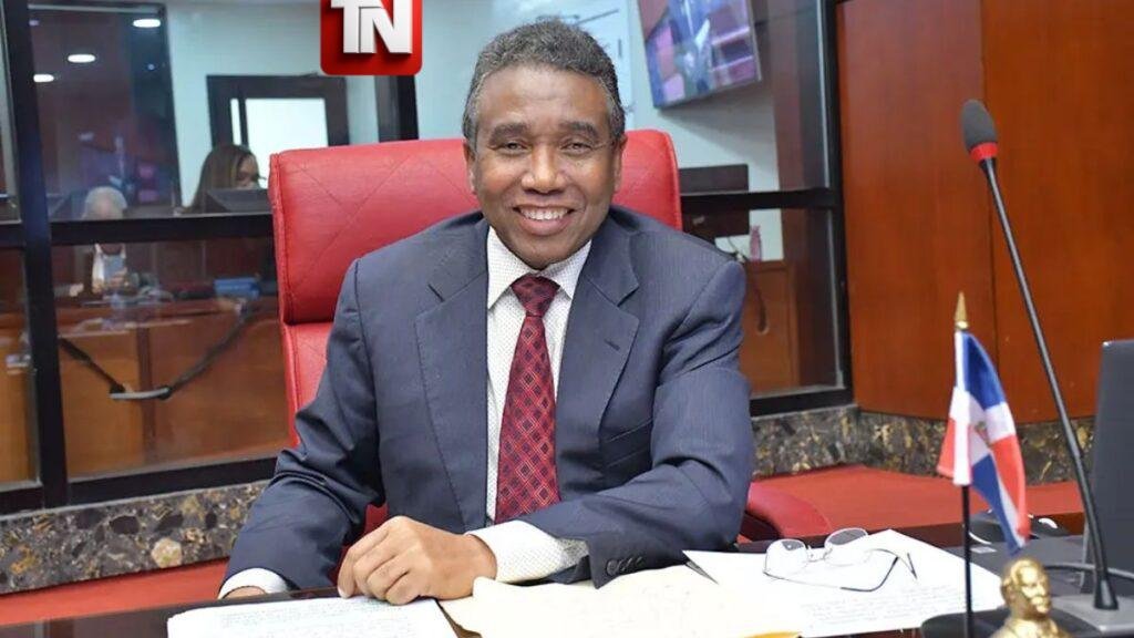 “San Juan está de pie”: Félix Bautista se suma a marcha y rechaza proyecto minero