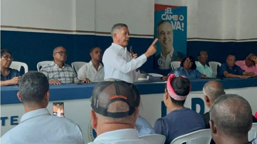 DIPUTADO EUGENIO CEDEÑO PROPONE MODERNIZAR AL PRM CON NUEVAS HERRAMIENTAS DURANTE CONVENCIÓN EXTRAORDINARIA