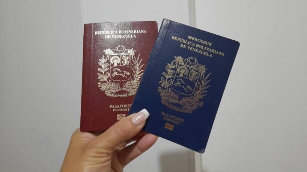 Superintendencia de Bancos prorroga hasta 2027 el uso de pasaportes vencidos para venezolanos en el sistema financiero
