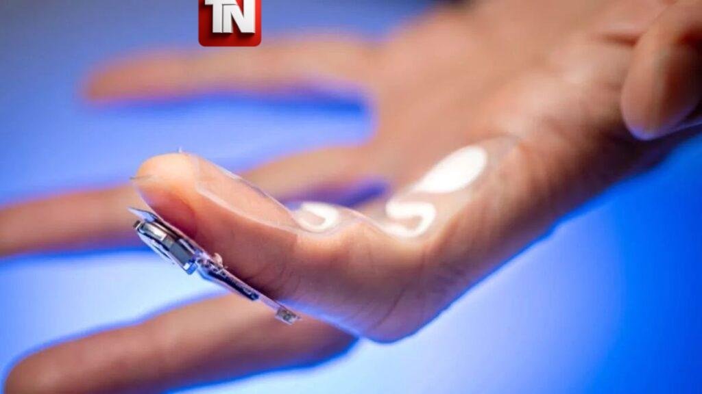 Desarrollan un parche inteligente para el dedo que monitorea en tiempo real la levodopa en pacientes con Parkinson