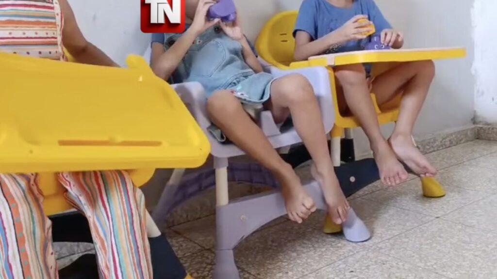 Madre de trillizas con autismo solicita ayuda para garantizar un mejor futuro a sus hijas