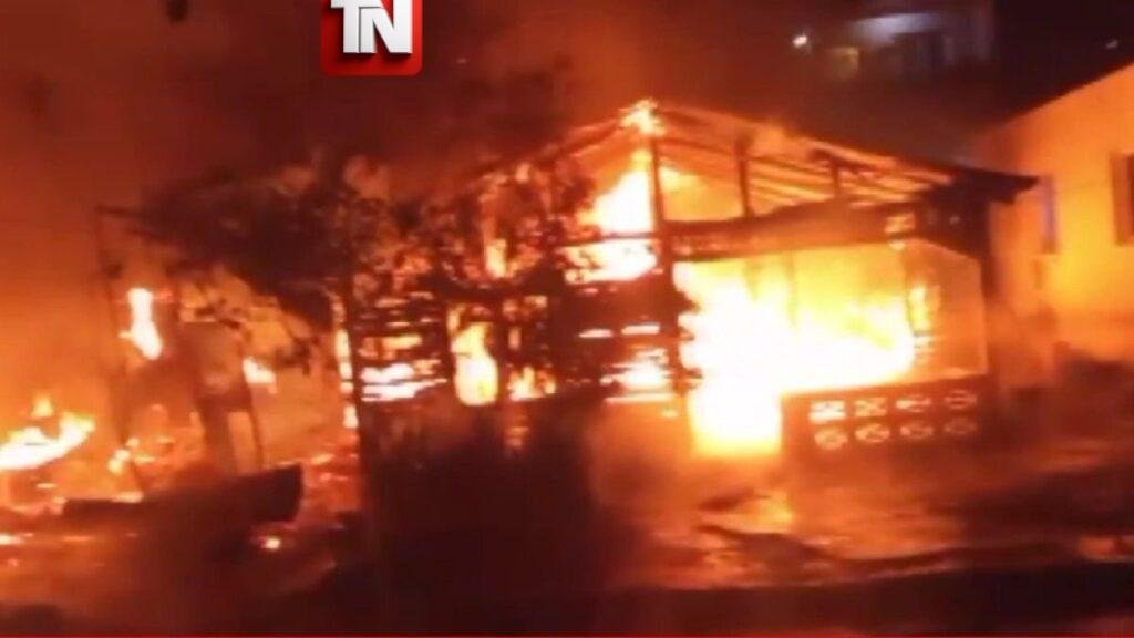 Incendio en Cambita Garabitos deja un fallecido y cuatro personas sin hogar