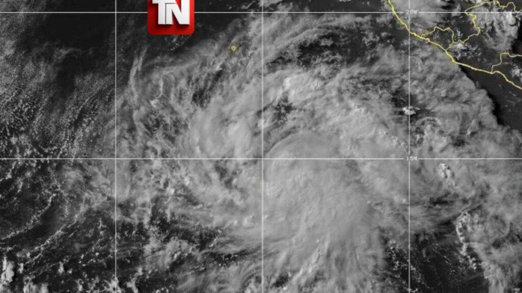Tormenta tropical Elida se fortalece en el Pacífico, pero continúa sin representar riesgo para zonas pobladas