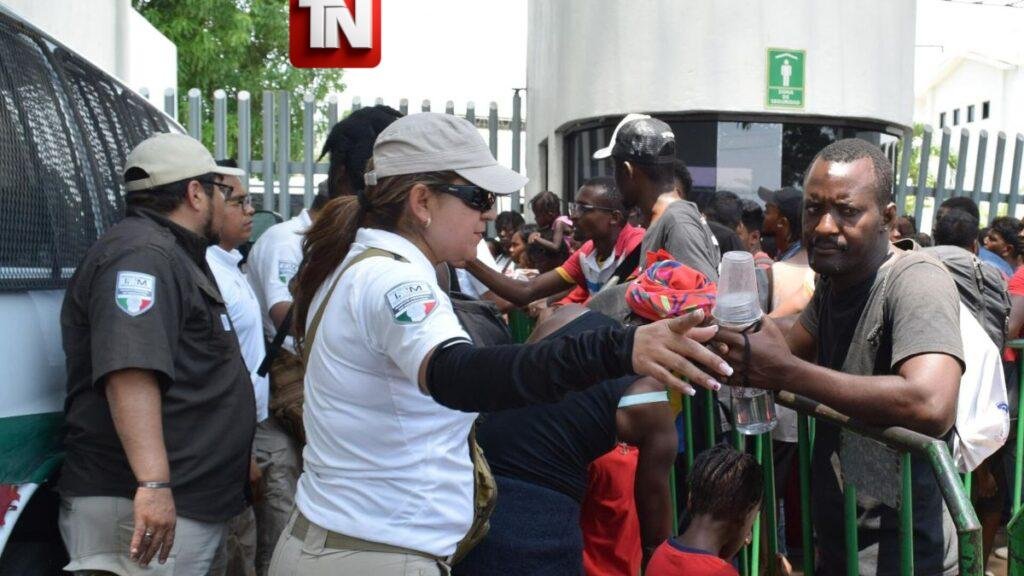 Migrantes cubanos protagonizan motín en estación migratoria de México para evitar ser deportados