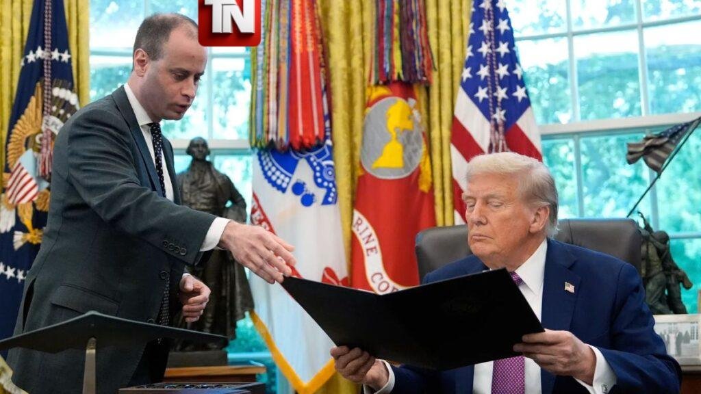 Trump designa a Will Scharf como nuevo asesor jurídico de la Casa Blanca