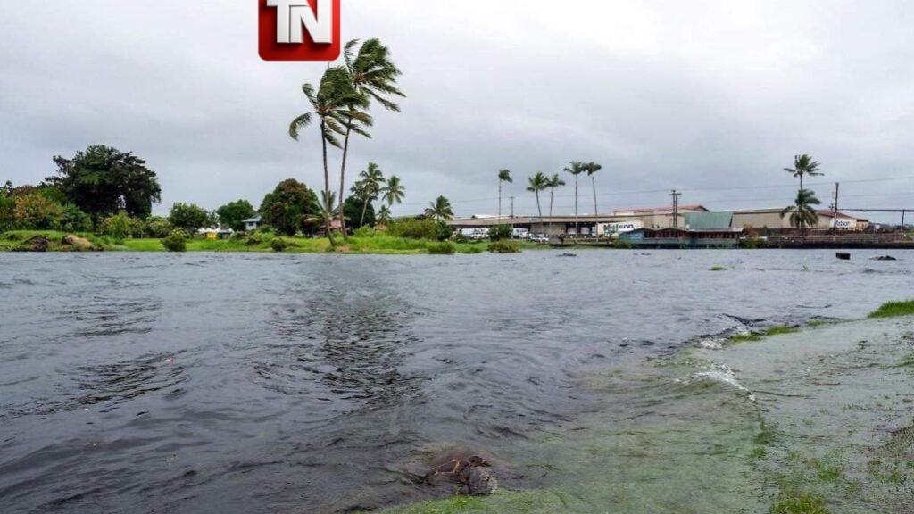 Huracán Lala deja un muerto y provoca inundaciones y apagones en Hawái