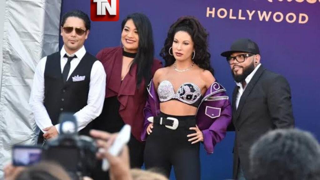 Hermanos de Selena se enfrentan en demanda millonaria en EE.UU.
