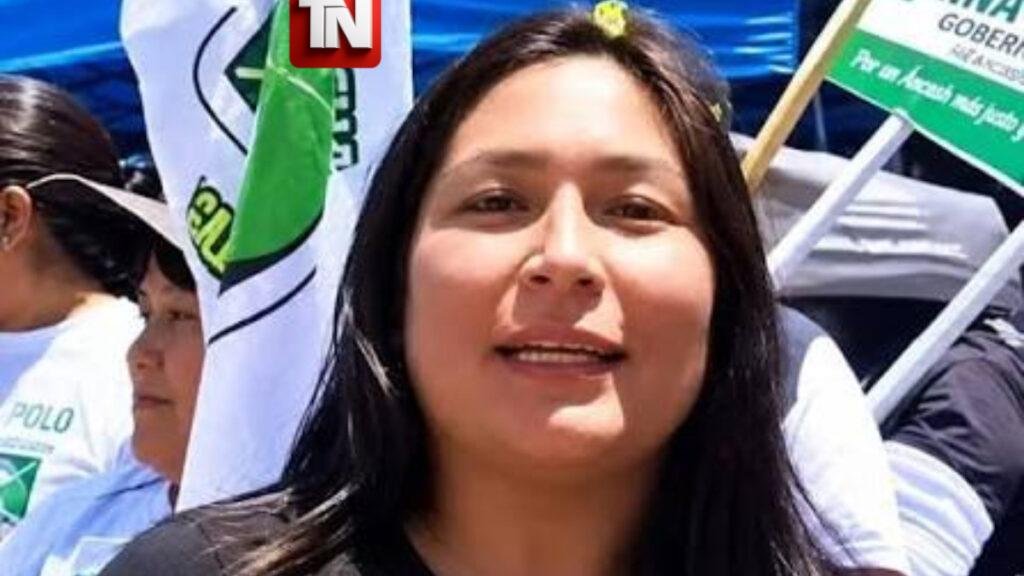 (video) Candidata a gobernadora de Perú es asesinada a balazos durante acto de campaña